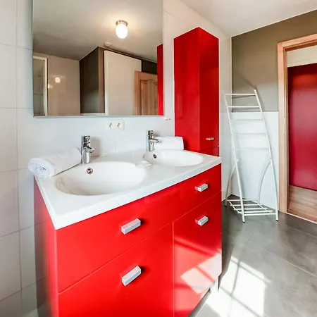 Hillside Apartment, Cleaning Included Appartement Mont (Belgium Luxembourg)