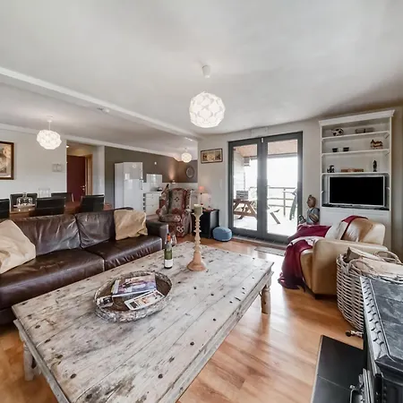 Hillside Apartment, Cleaning Included * Mont (Belgium Luxembourg)